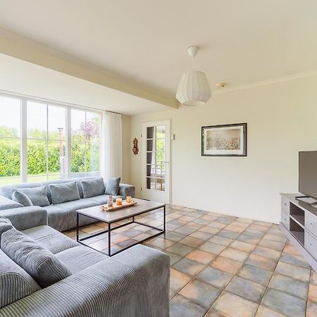 Comfort Villa For 8 People Zeewolde Esterno foto