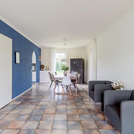 Comfort Villa For 8 People Zeewolde Esterno foto