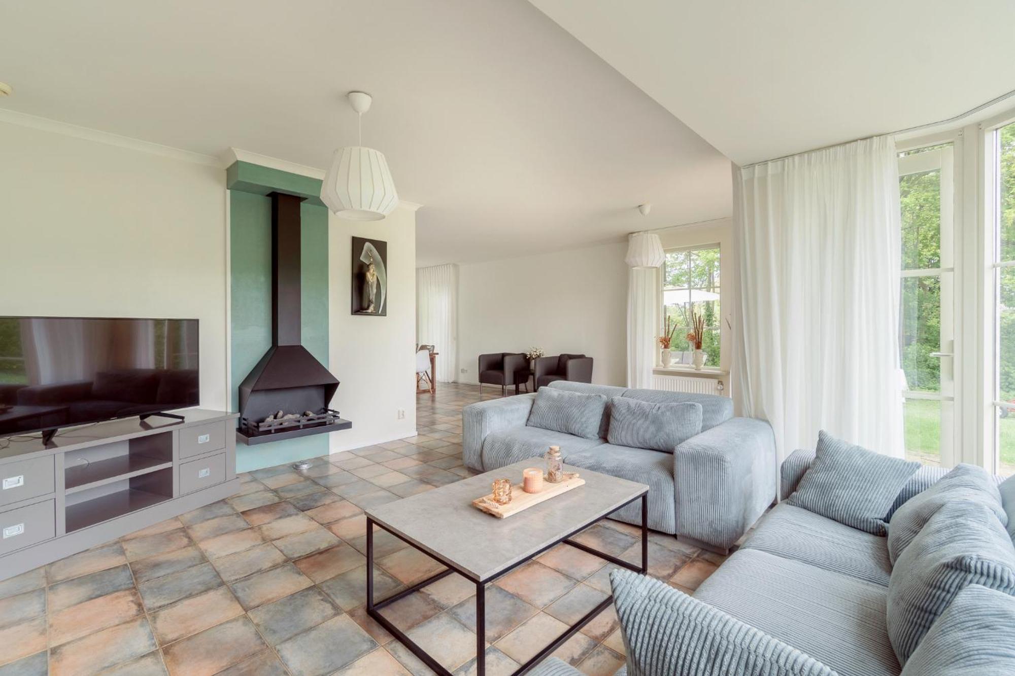 Comfort Villa For 8 People Zeewolde Esterno foto